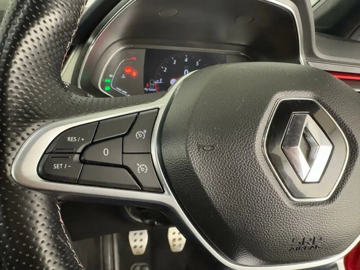 2022-renault-captur-13-tce-rs-line-big-28