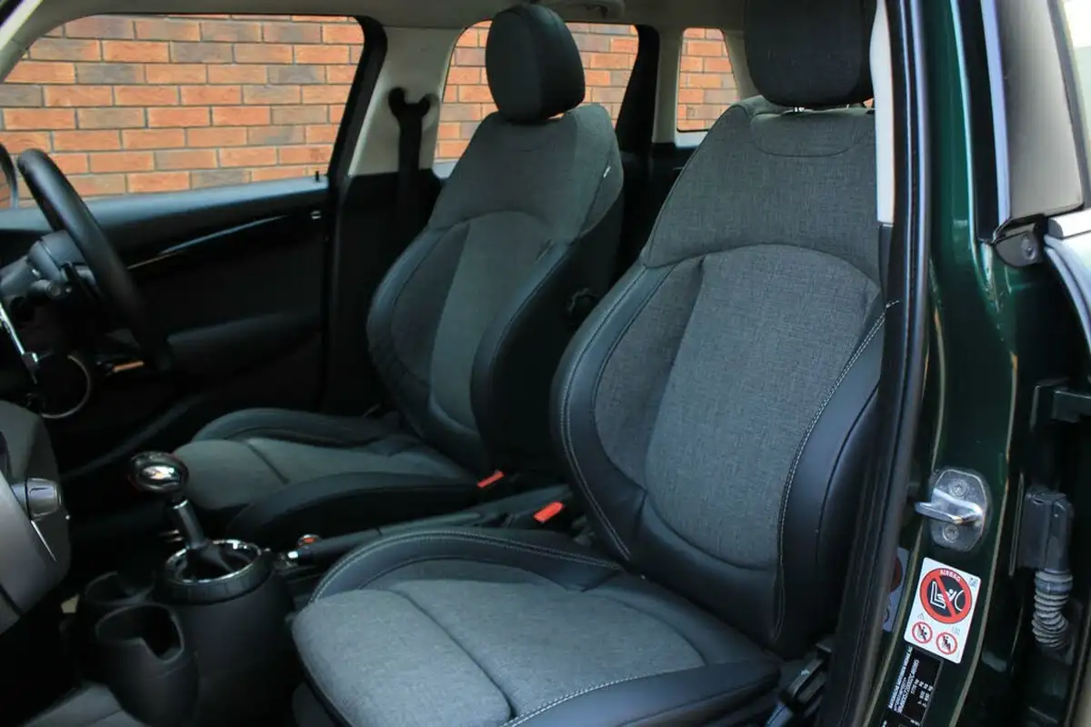 2015-mini-cooper-20-cooper-s-5d-sport-auto-big-16