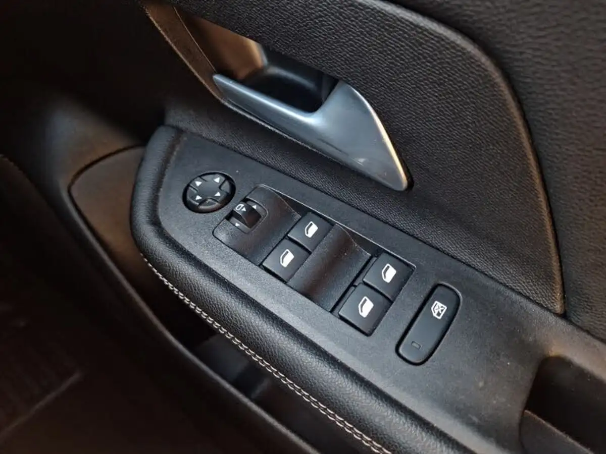 2021-vauxhall-mokka-12-sri-premium-130ps-big-13