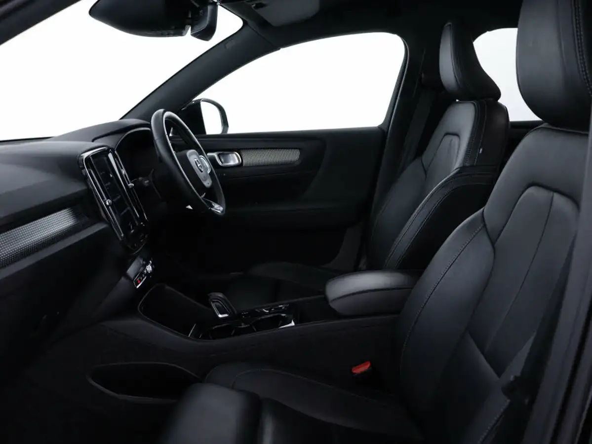 2021-volvo-xc40-15-t4-r-design-211bhp-big-31