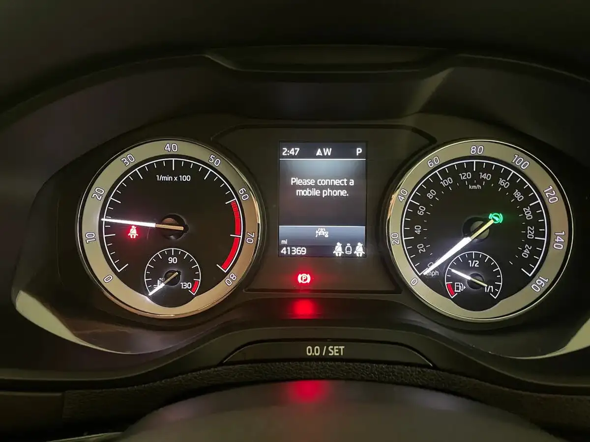 2020-skoda-karoq-15-tsi-se-l-dsg-big-16