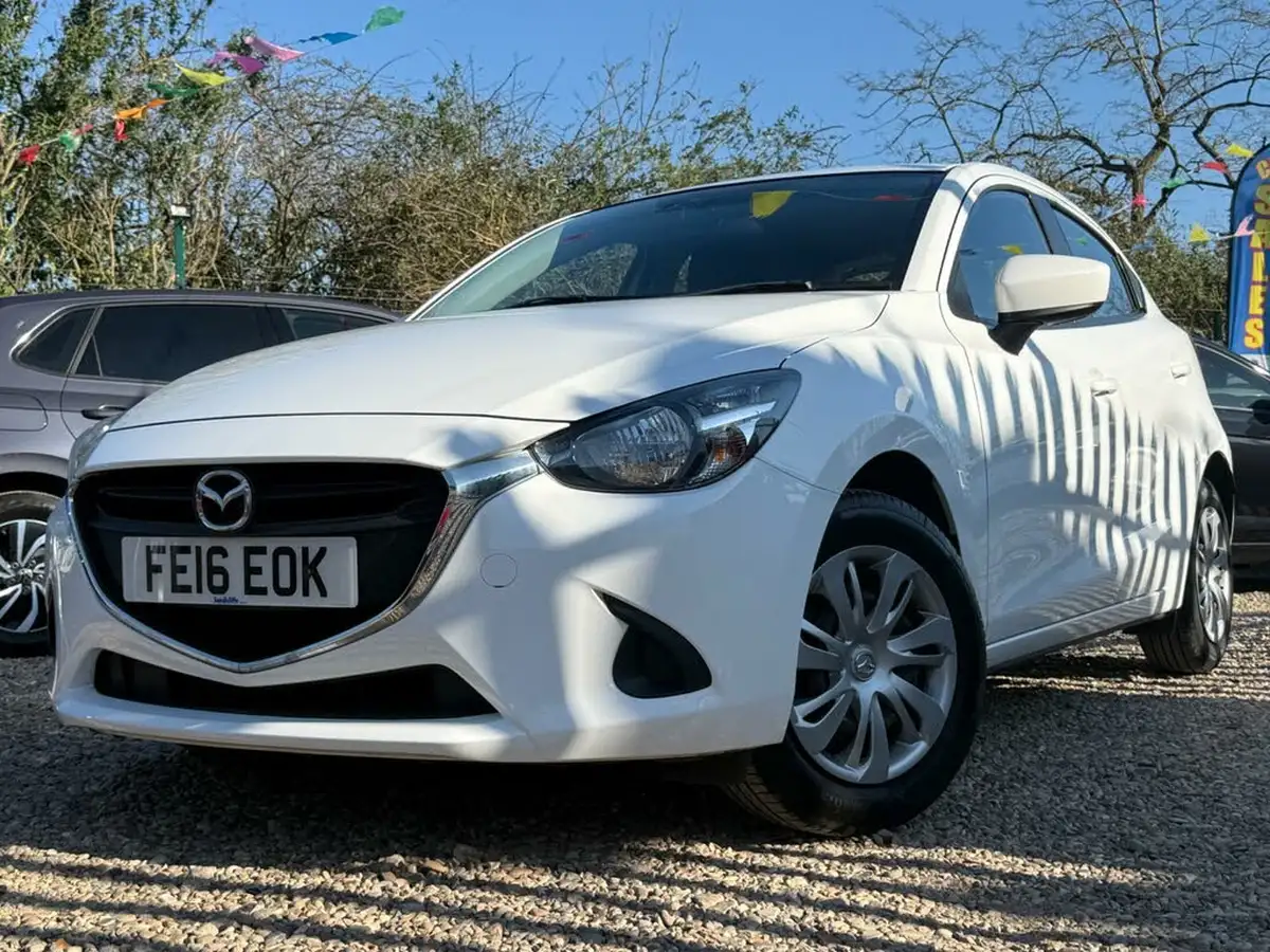 2016-mazda-mazda2-15-se-big-12