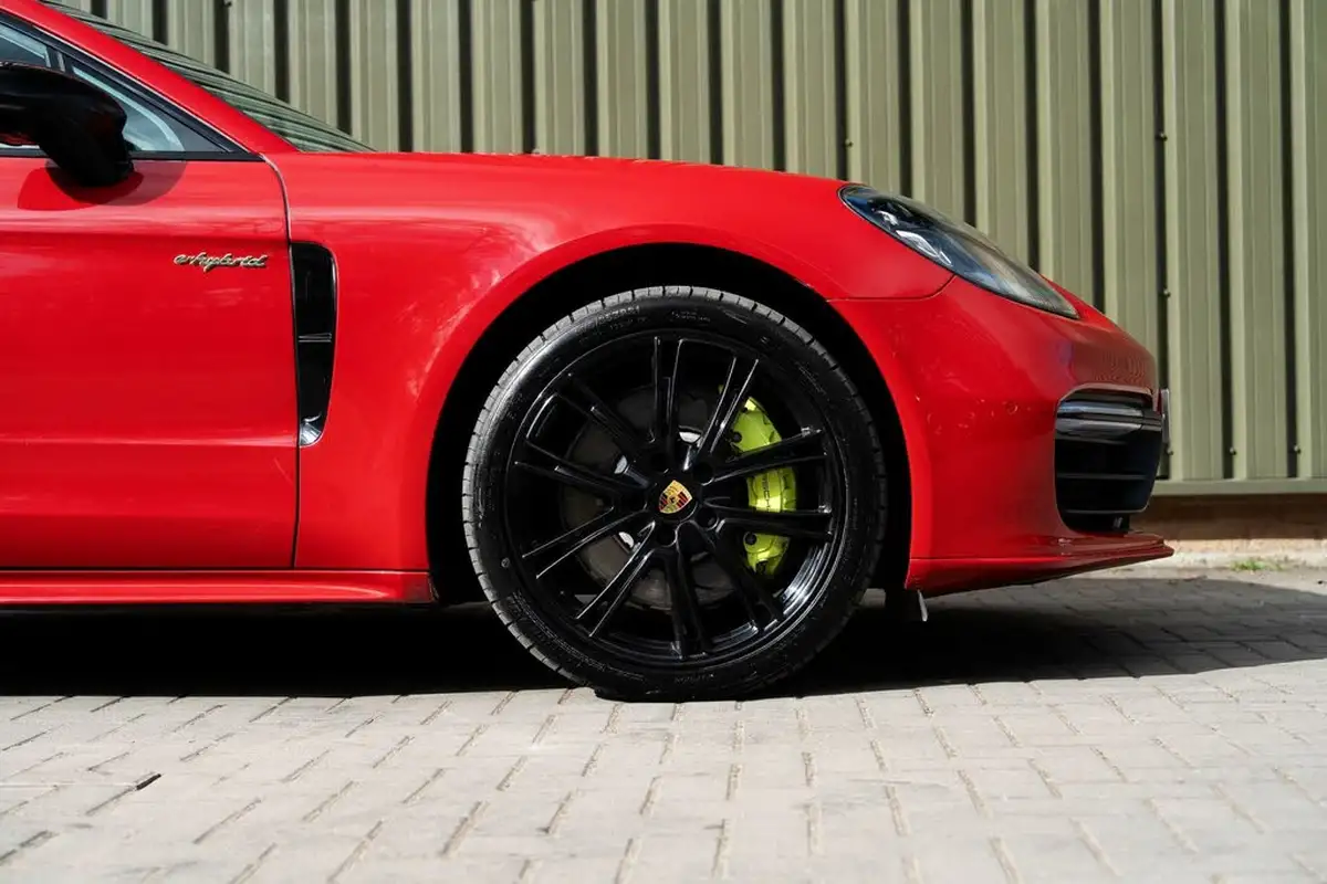 2018-porsche-panamera-29-v6-4-e-hybrid-sport-turismo-big-8