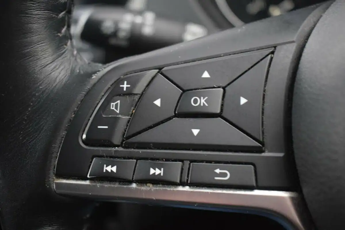 2020-nissan-x-trail-17dci-acenta-premium-7-big-13