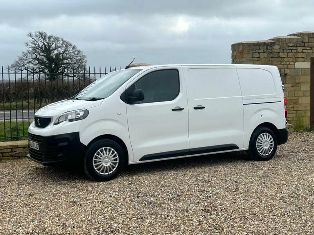 2020-peugeot-expert-15-bluehdi-compact-120bhp-big-21