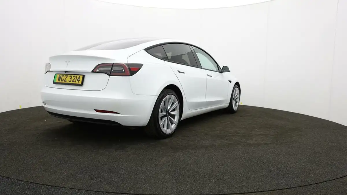 2021-tesla-model-3-e-standard-plus-big-76