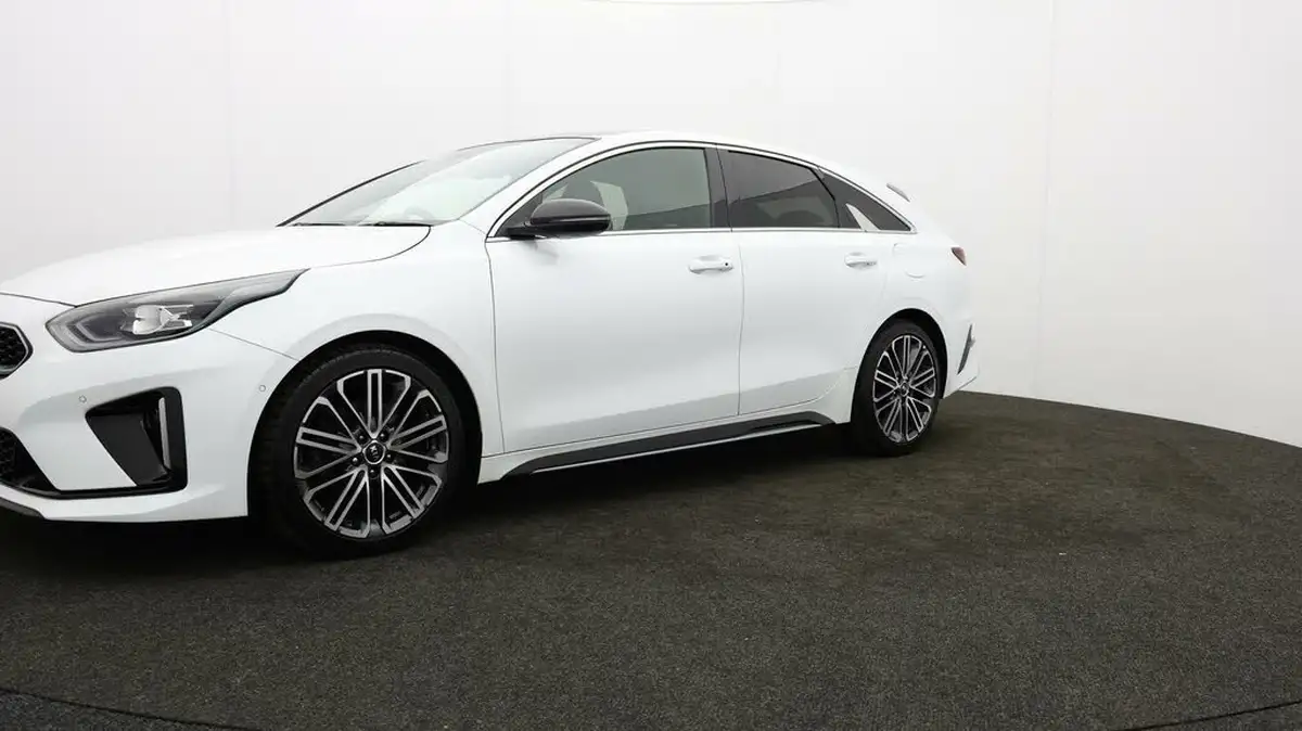 2021-kia-pro-ceed-15-t-gdi-gt-line-s-big-53
