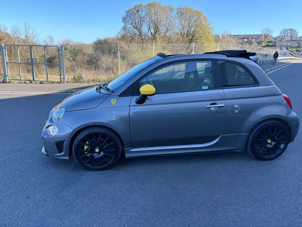 2017-abarth-595c-14-tjet-trofeo-big-32