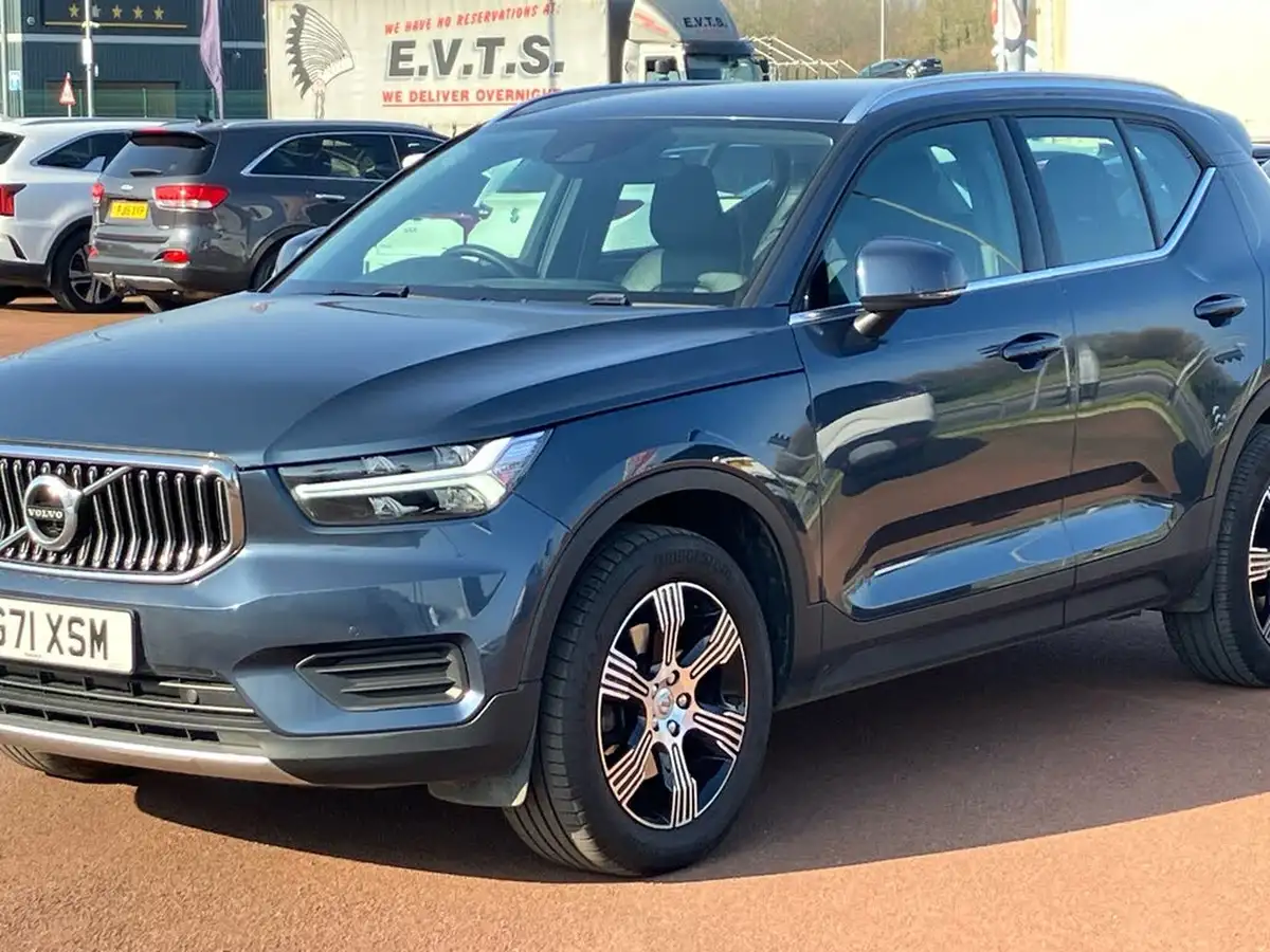 2022-volvo-xc40-20-b4-inscription-awd-big-30