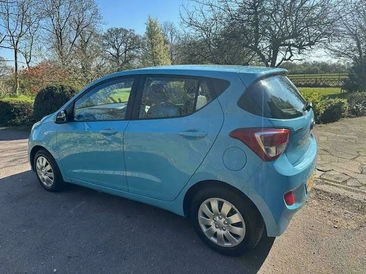 2014-hyundai-i10-12-se-auto-big-8