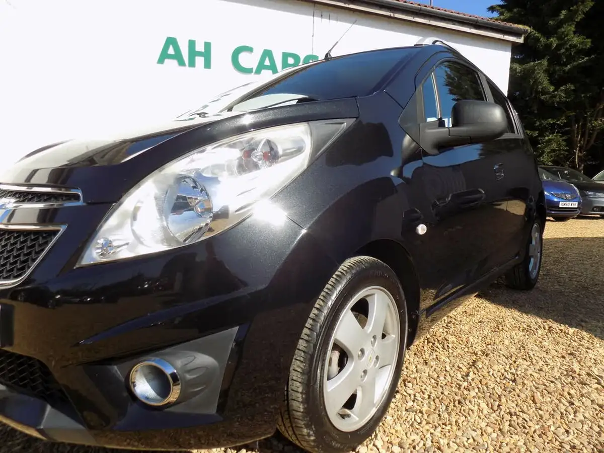 2012-chevrolet-spark-12-ls-big-5