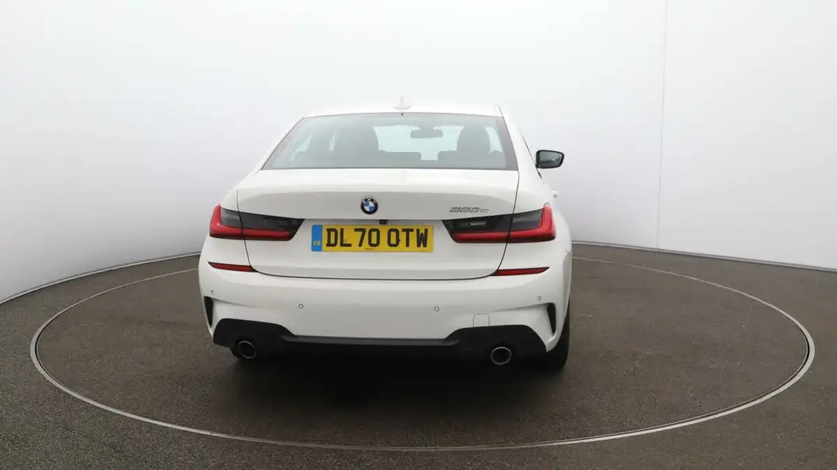 2020-bmw-3-series-20-330e-m-sport-saloon-4d-big-6