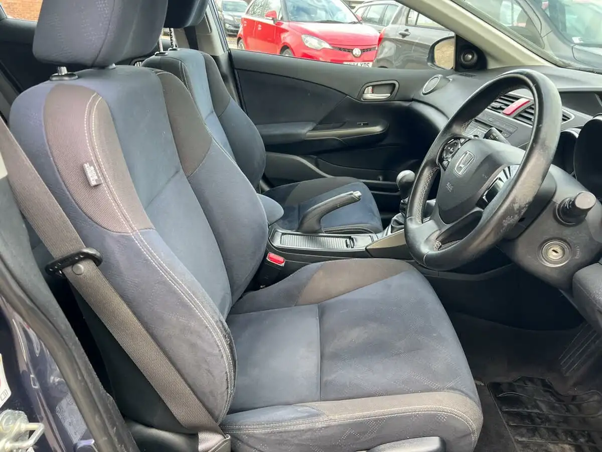 2014-honda-civic-18-s-140bhp-hatchback-big-12
