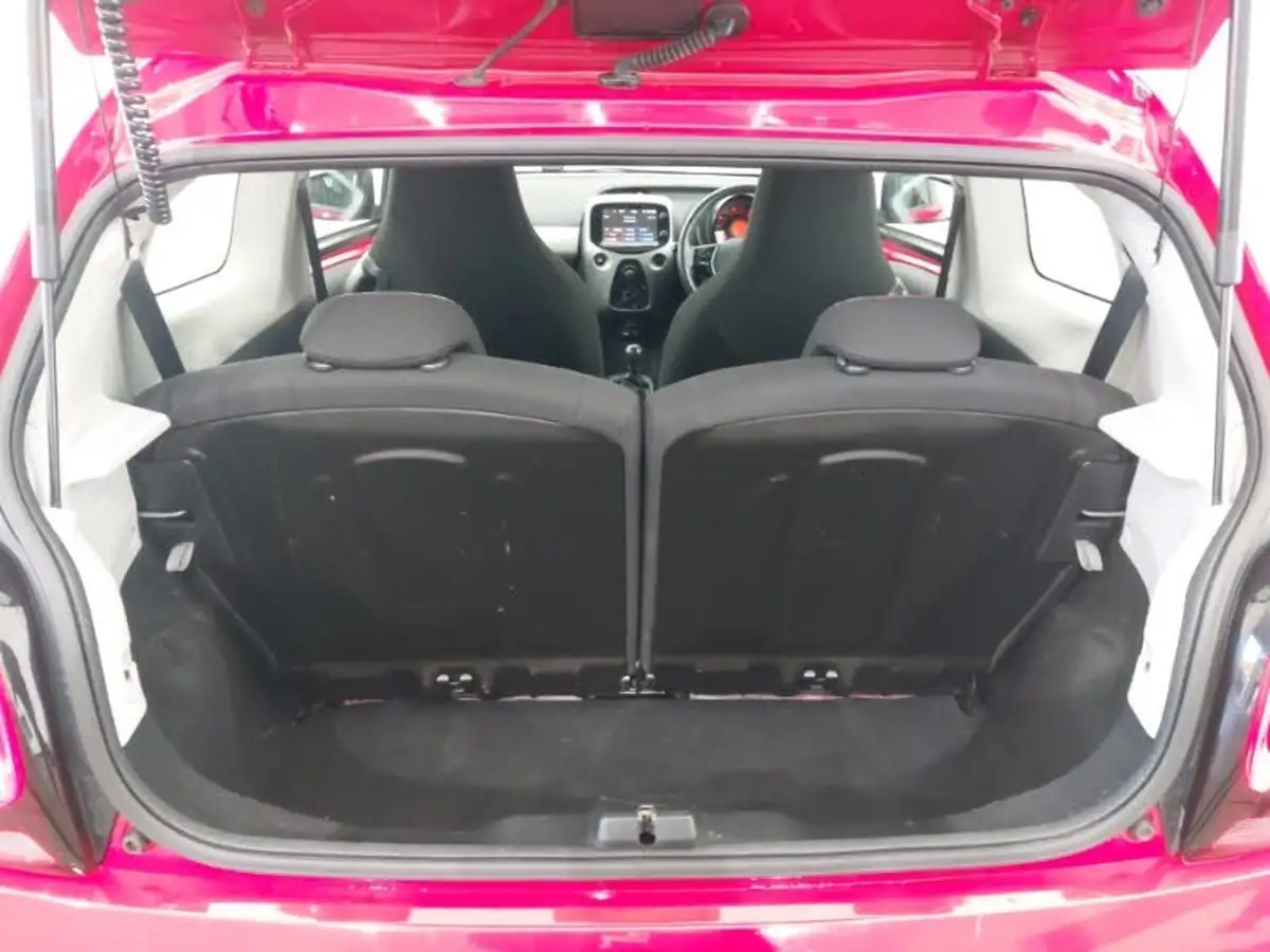 2016-citroen-c1-10-vti-feel-3d-big-7