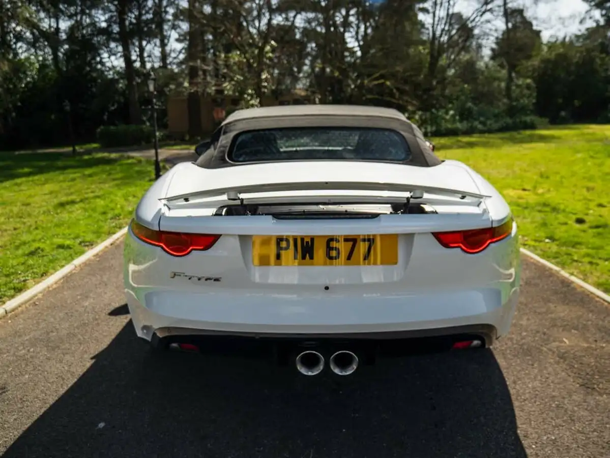 2017-jaguar-f-type-30-v6-sc-convertible-auto-big-54