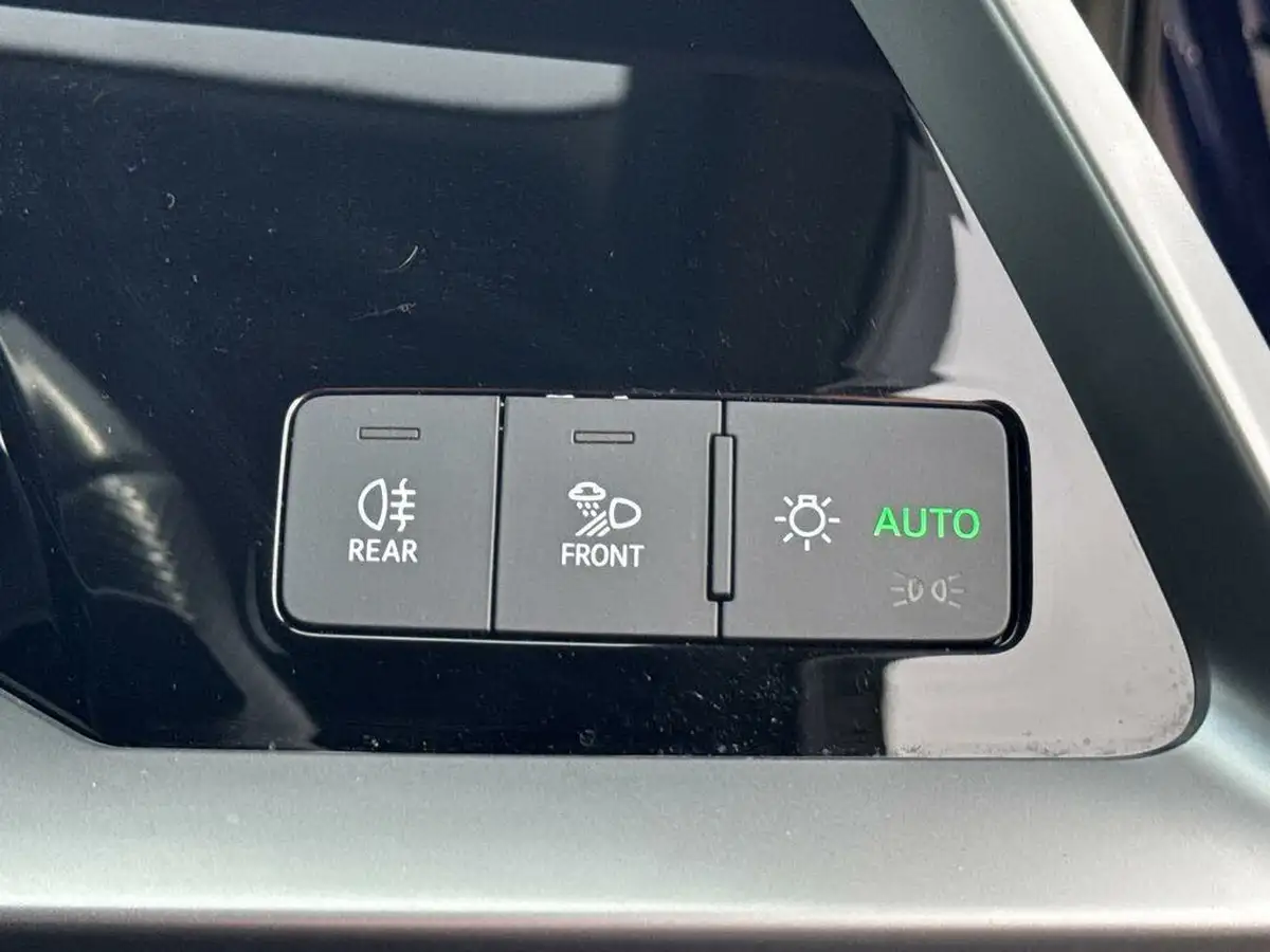 2021-audi-a3-14-40-tfsi-e-s-line-big-16