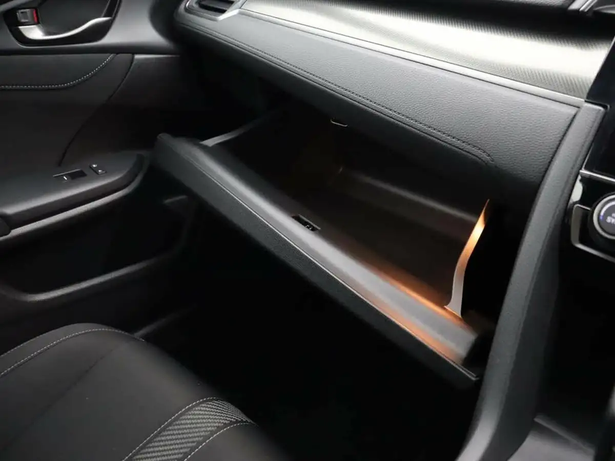 2019-honda-civic-10-vtec-turbo-sr-hatchback-5d-cvt-big-34