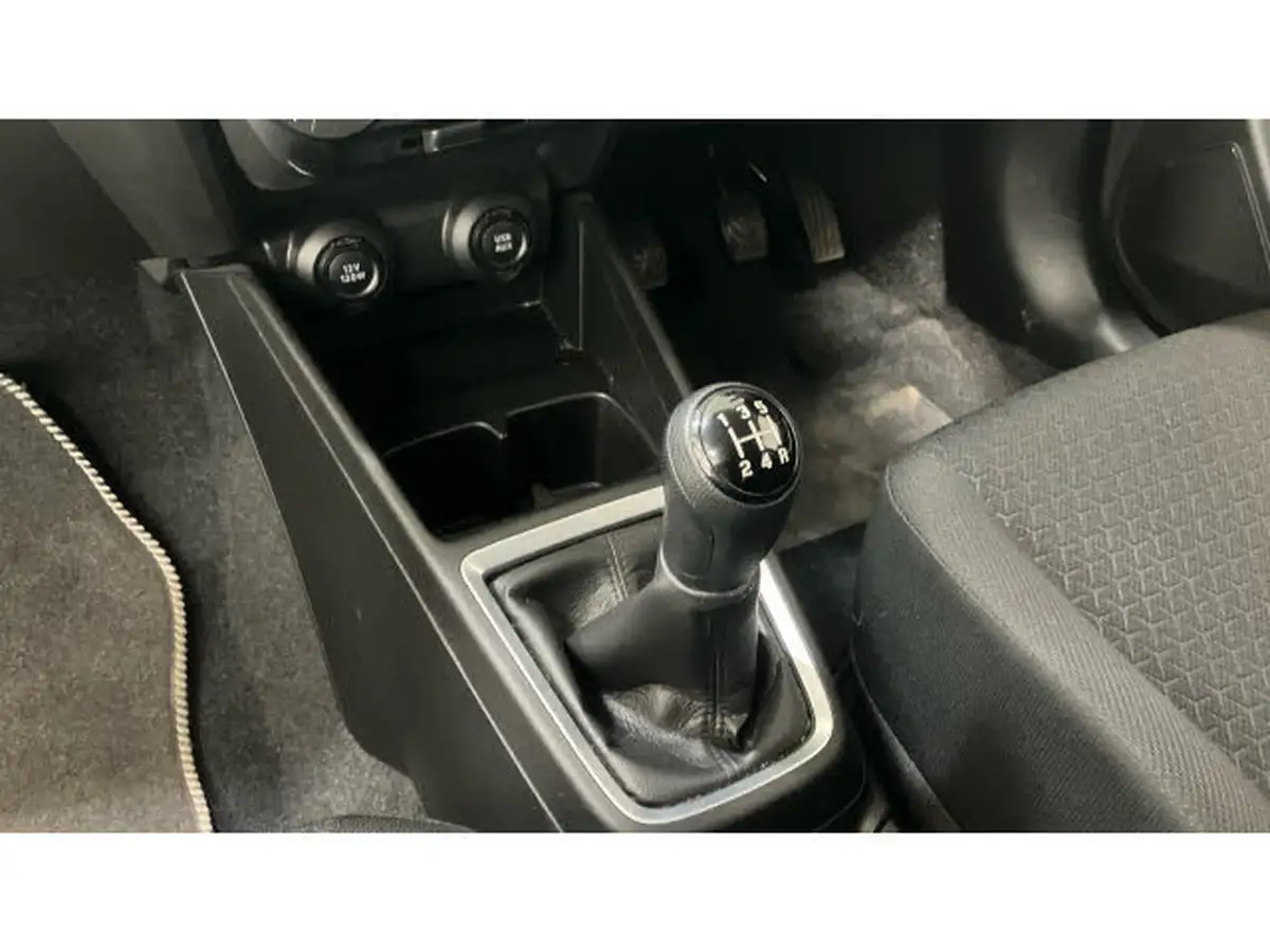 2020-suzuki-swift-12-dualjet-sz-t-90ps-1242cc-big-12