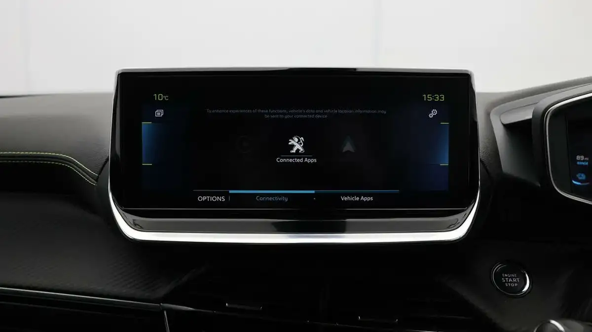 2020-peugeot-2008-suv-e-gt-big-24