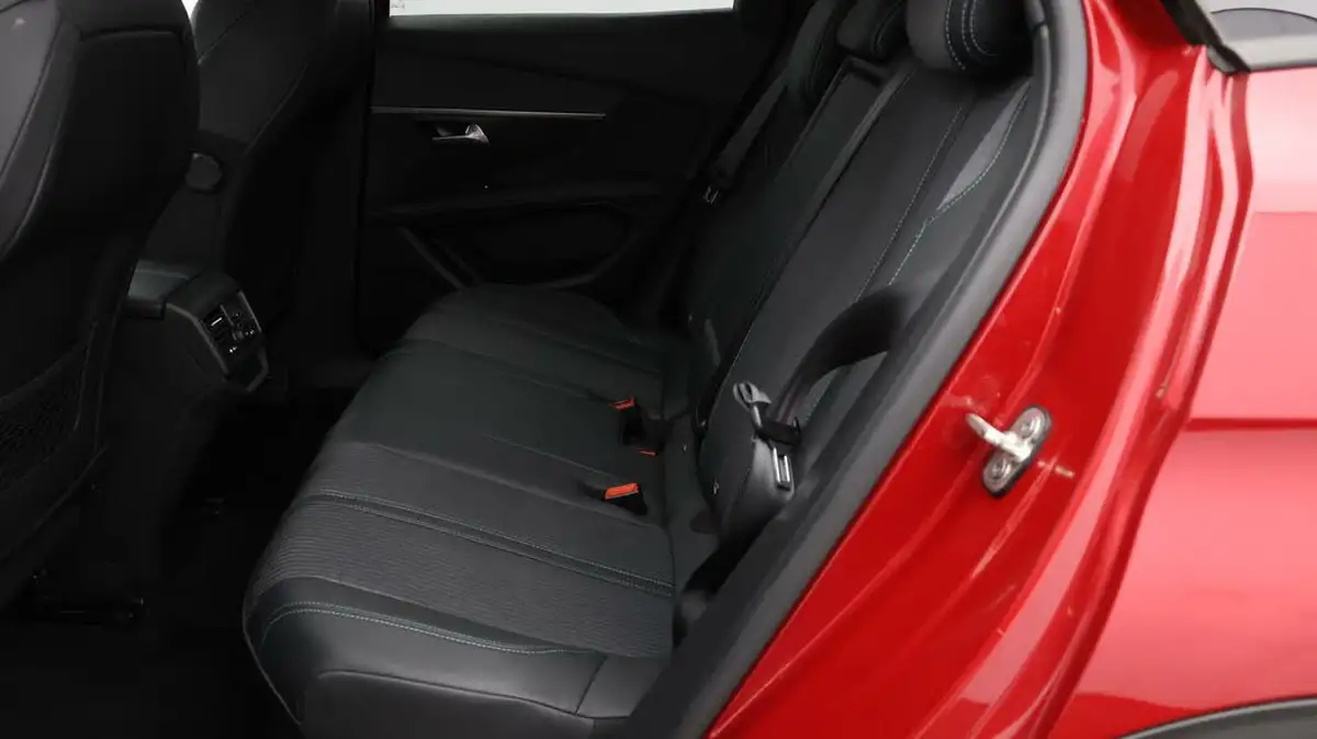 2021-peugeot-3008-suv-12-puretech-allure-premium-big-15