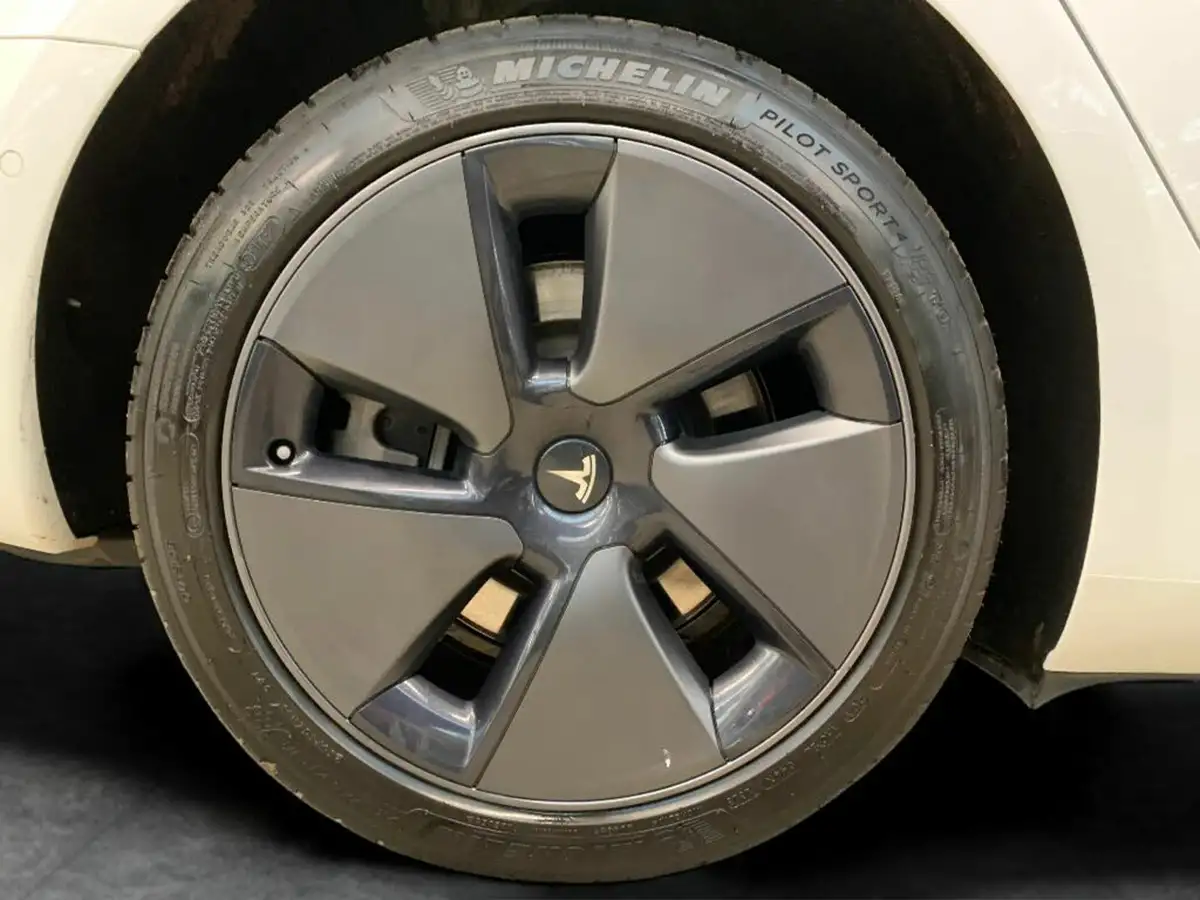 2021-tesla-model-3-e-standard-plus-big-22