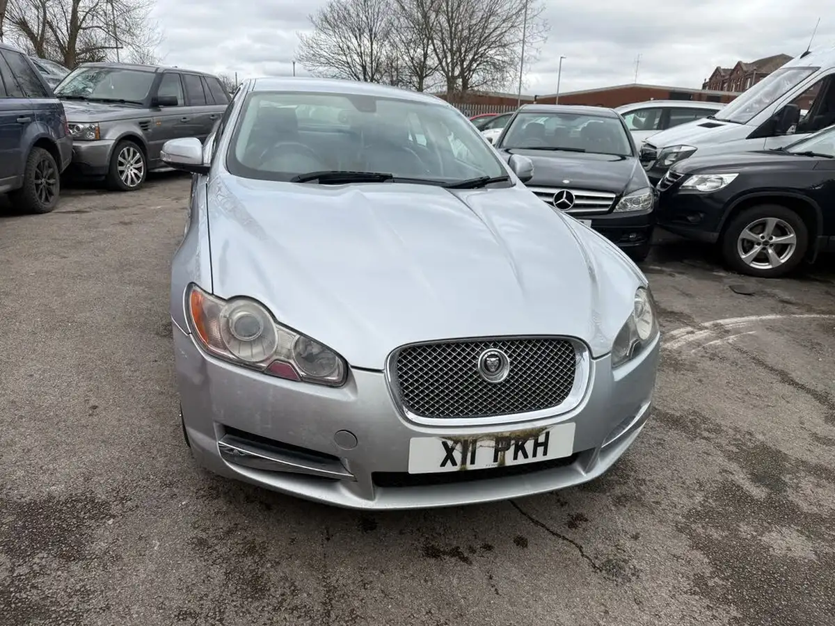 2009-jaguar-xf-27td-premium-luxury-big-23