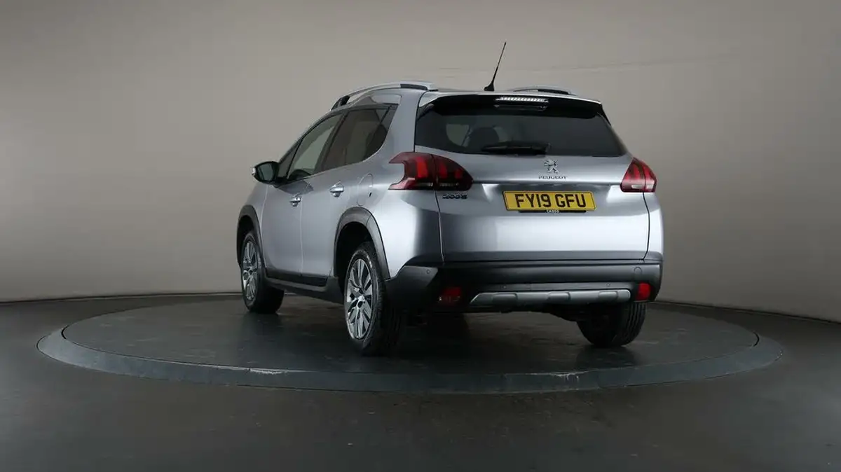2019-peugeot-2008-suv-12-puretech-allure-82bhp-big-47