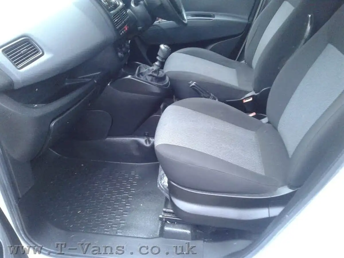 2015-fiat-doblo-cargo-16td-l2h1-maxi-105eu-big-13
