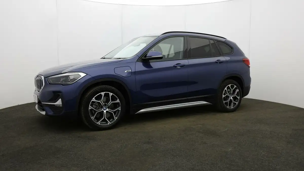 2022-bmw-x1-15-xdrive-25e-phev-xline-big-34