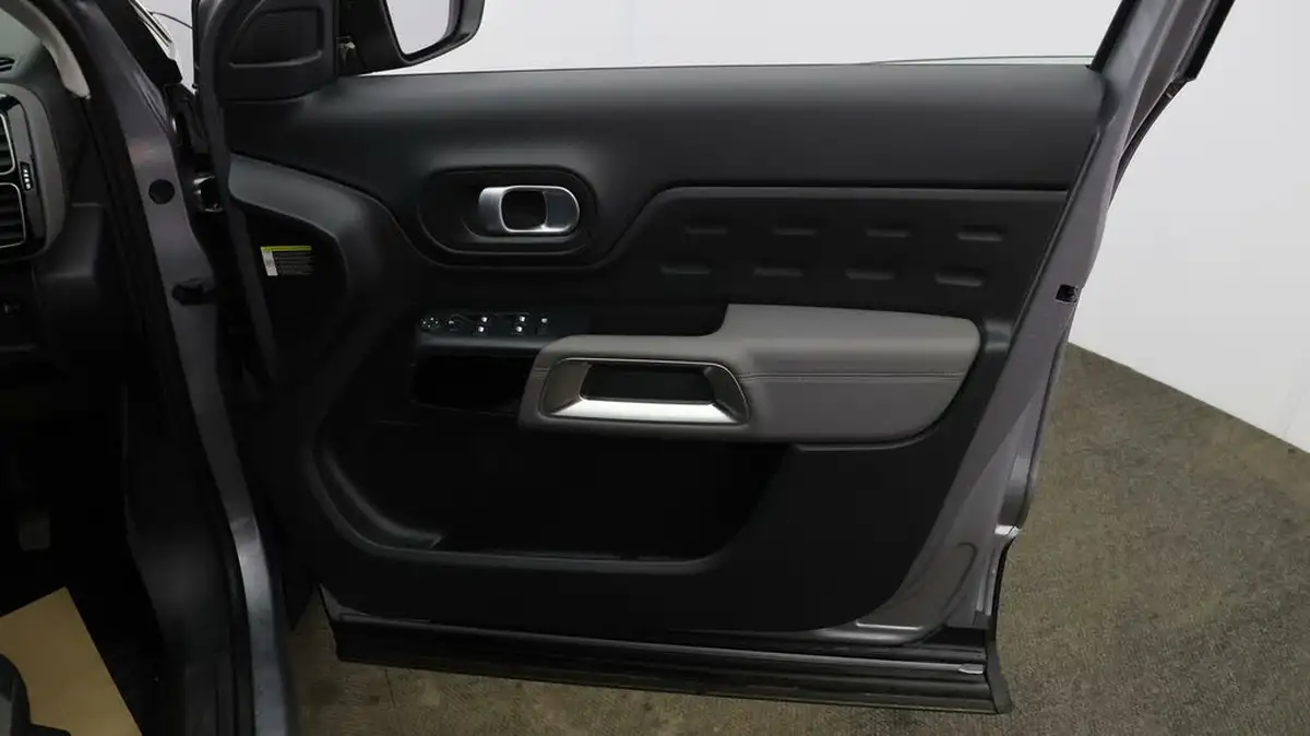 2021-citroen-c5-aircross-16-puretech-shine-big-7