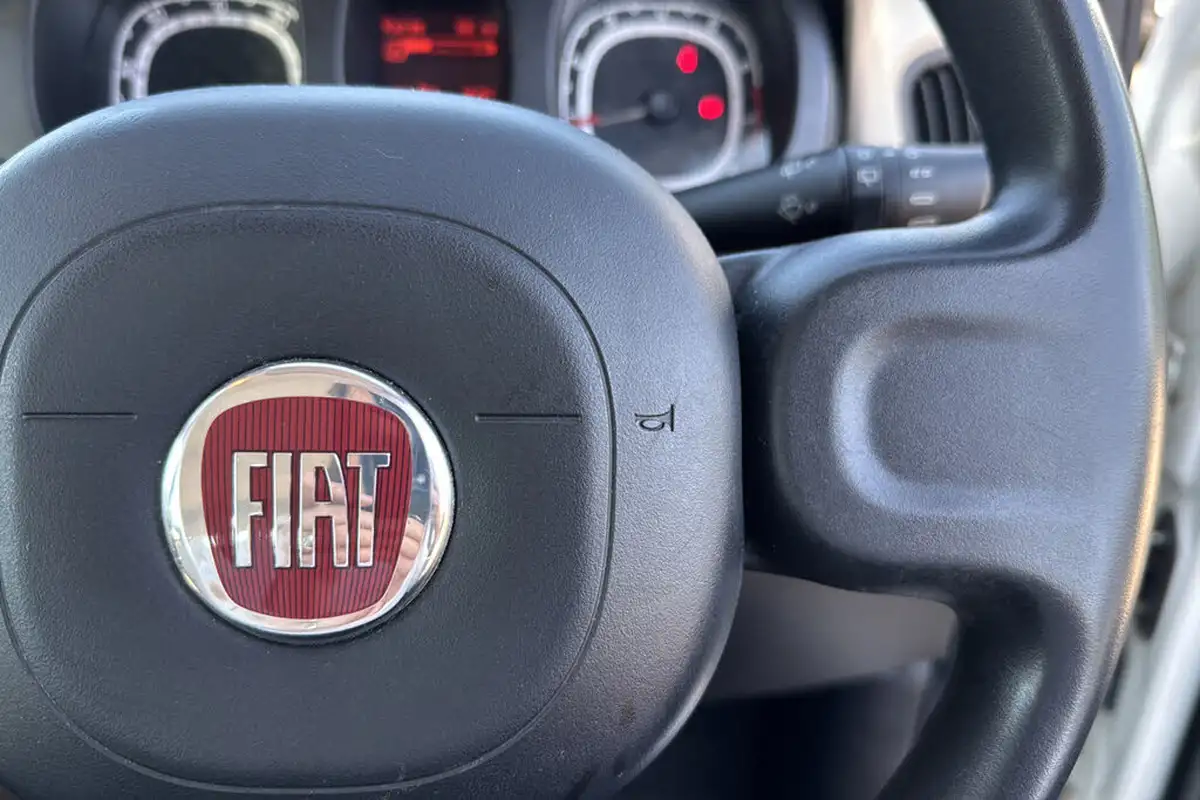 2015-fiat-panda-12-easy-big-17
