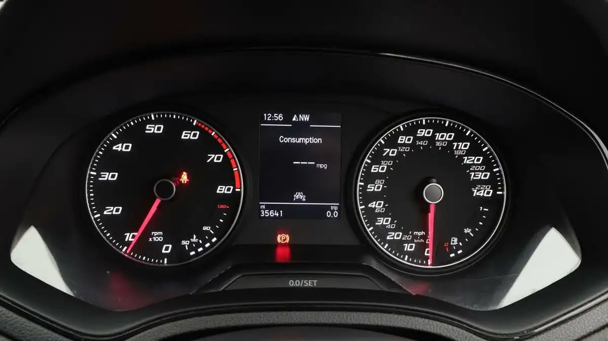2021-seat-arona-10-tsi-fr-red-edition-big-10