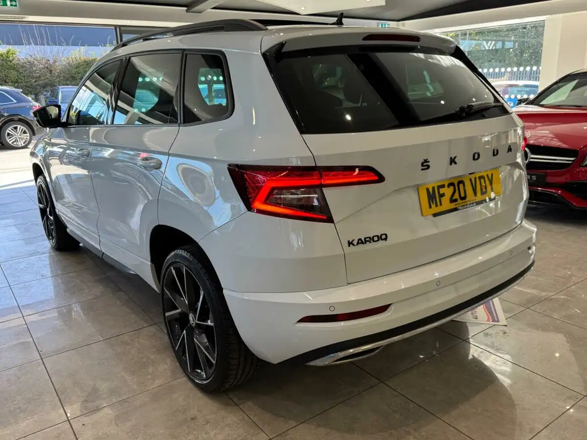 2020-skoda-karoq-15-tsi-sportline-dsg-big-9