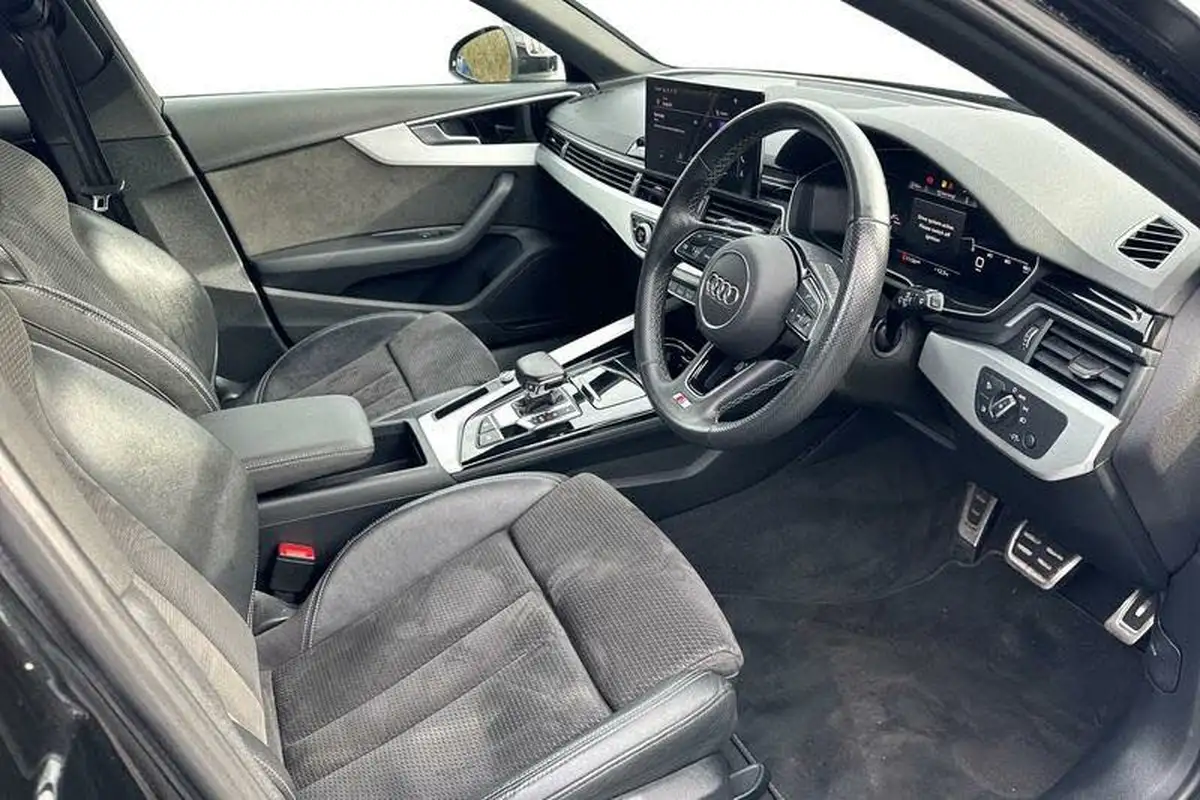 2021-audi-a4-avant-20-35-tdi-s-line-big-8