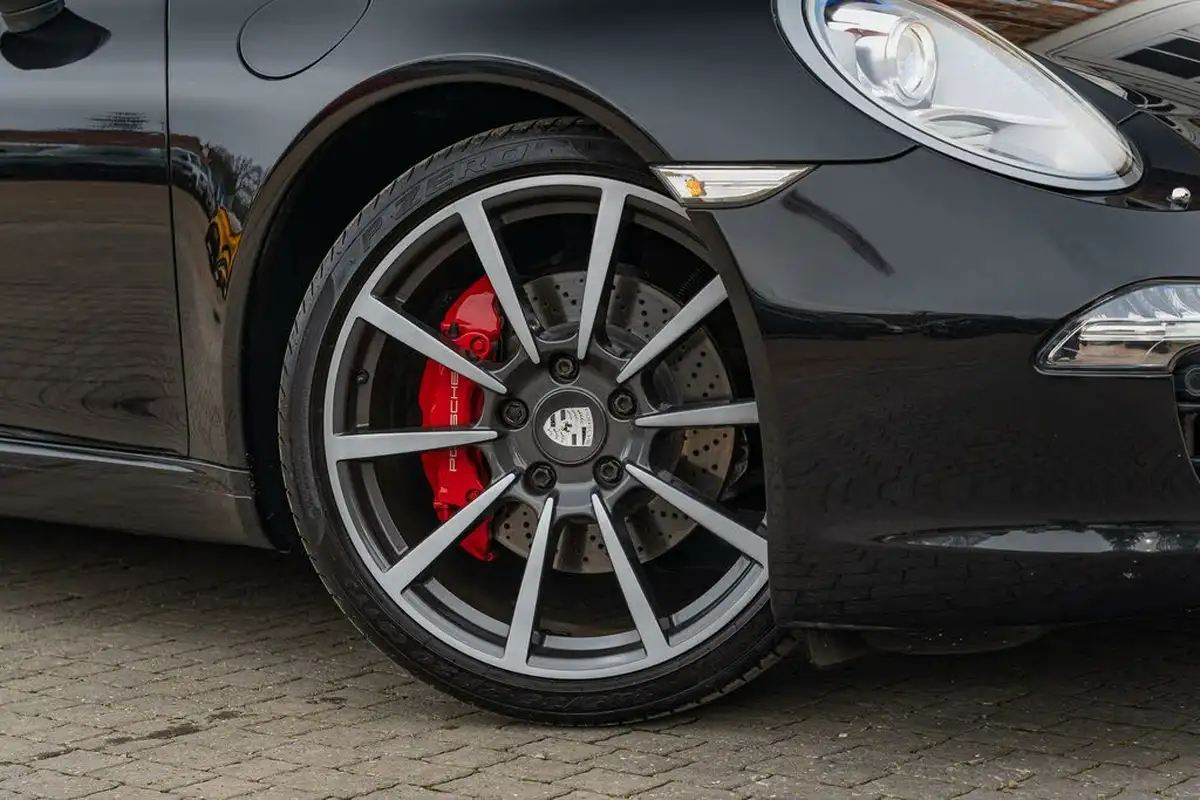 2012-porsche-911-38-carrera-s-400bhp-cabriolet-pdk-big-1