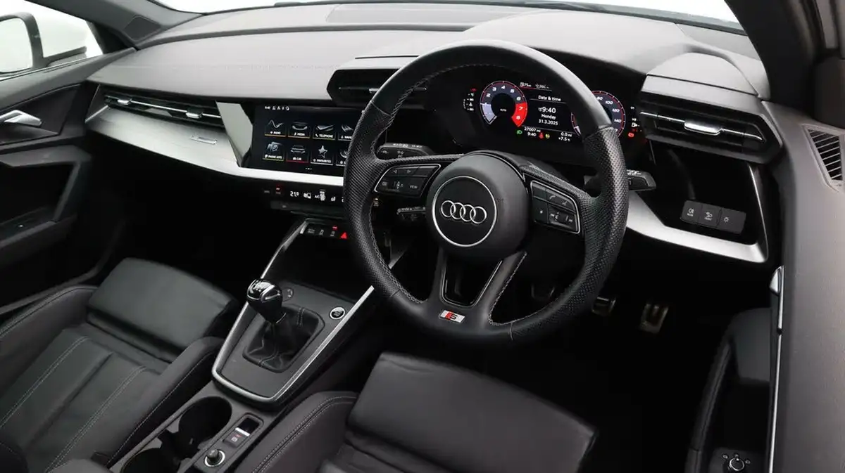 2022-audi-a3-10-30-tfsi-s-line-sportback-5d-big-9