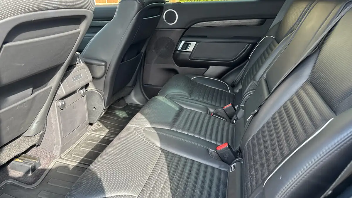 2017-land-rover-discovery-30td6-hse-259ps-awd-station-wagon-5d-auto-big-13