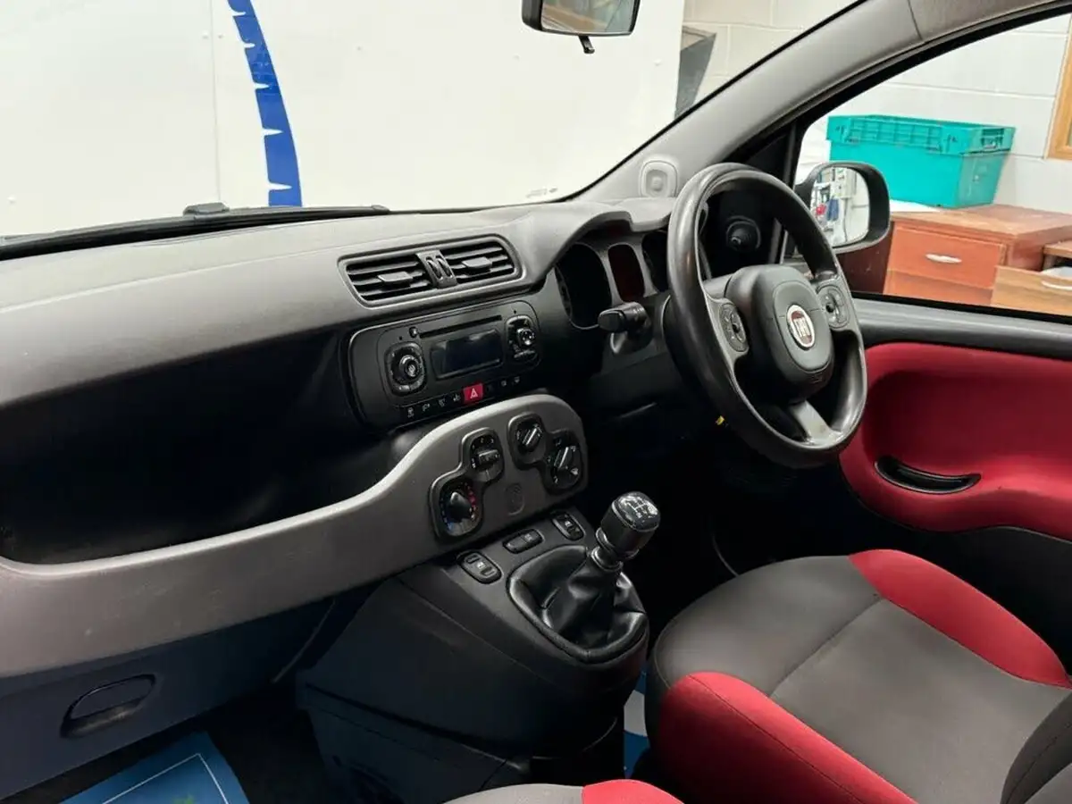 2015-fiat-panda-12-easy-big-3