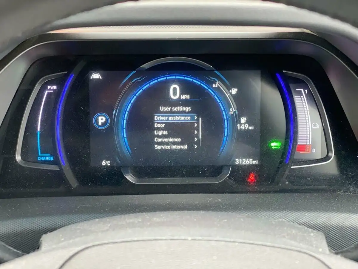2021-hyundai-ioniq-e-premium-electric-100kw-big-22