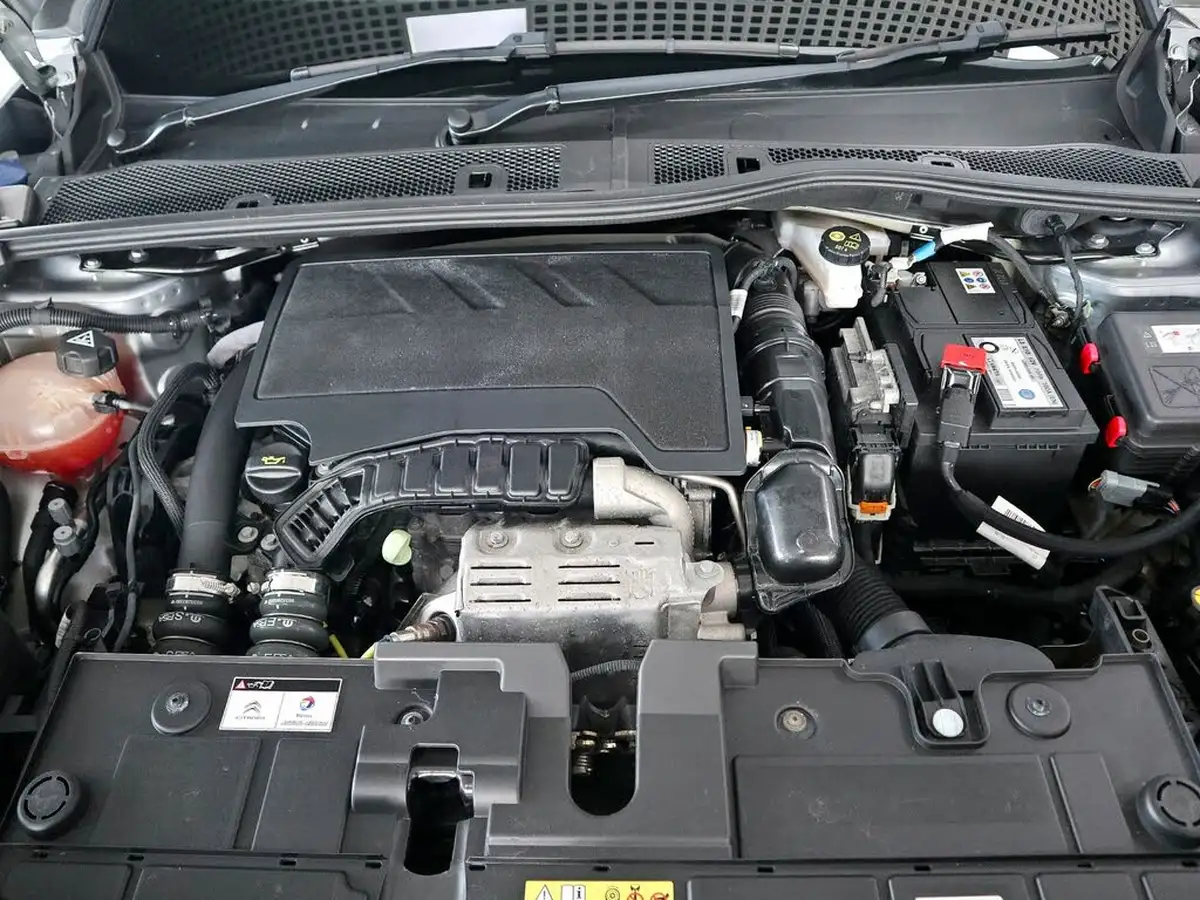 2022-citroen-c4-12-puretech-sense-big-38