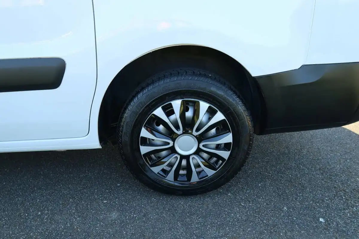 2016-citroen-berlingo-16td-l2-725-x-16hdi-90-big-18