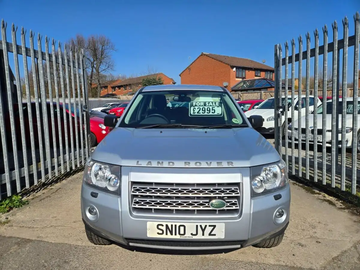 2010-land-rover-freelander-2-22td4e-gs-big-2