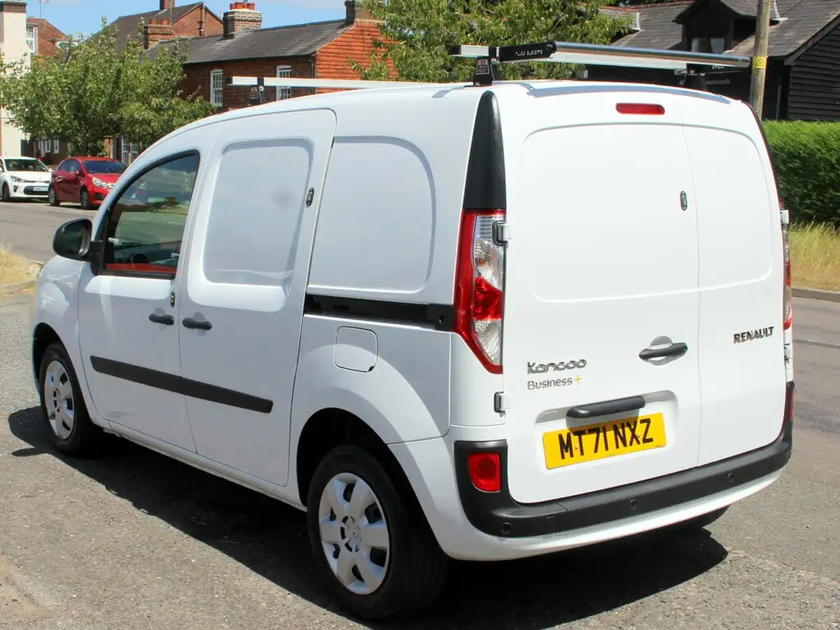 2021-renault-kangoo-15dci-ml19-energy-dci-95-business-big-8
