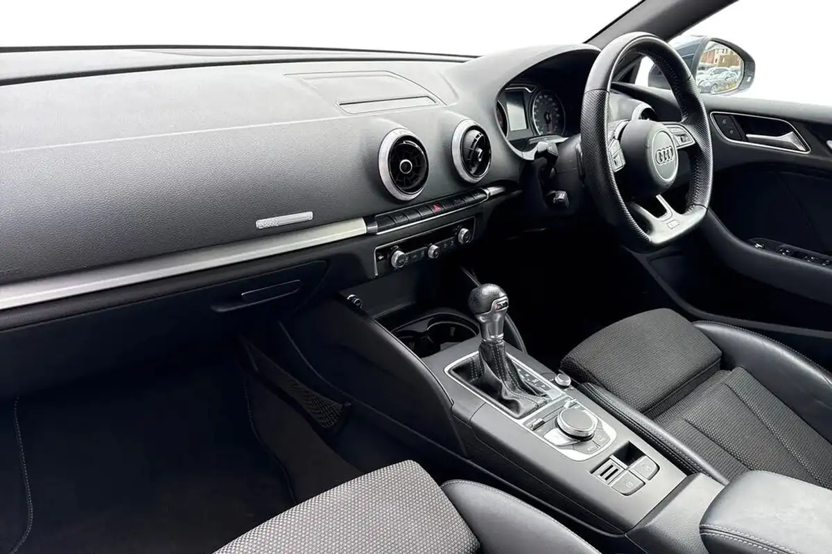 2019-audi-a3-15-tfsi-s-line-sportback-5d-tronic-big-14
