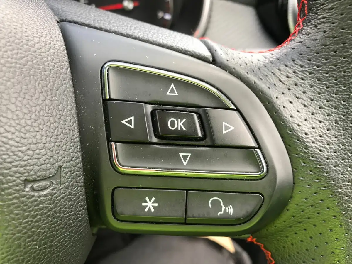 2023-mg-zs-suv-15-vti-tech-excite-big-26