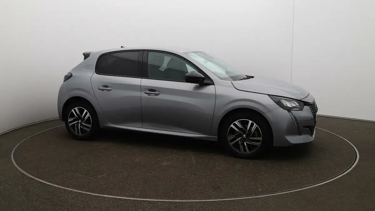 2023-peugeot-208-12-puretech-allure-premium-130ps-eat8-big-45