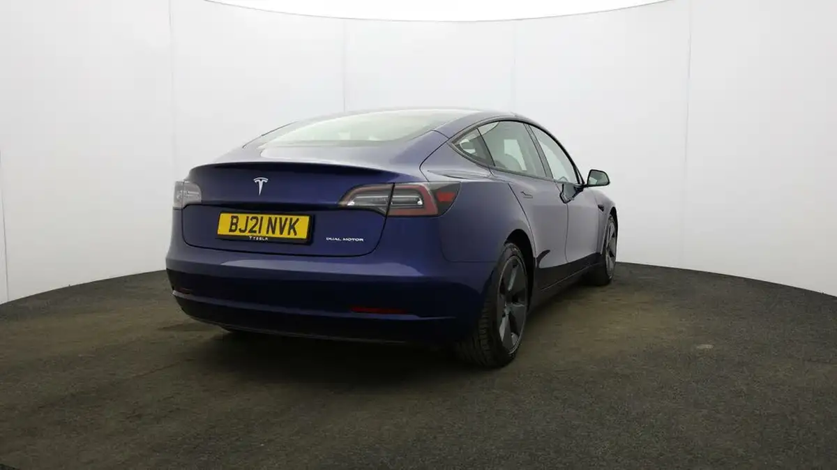 2021-tesla-model-3-e-long-range-4x4-big-57