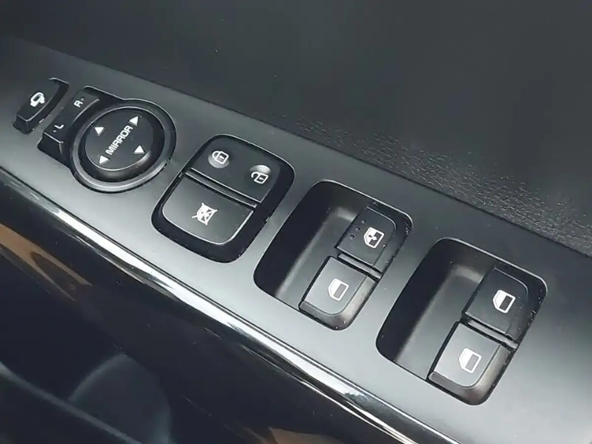 2021-kia-picanto-10-3-auto-seq-big-16