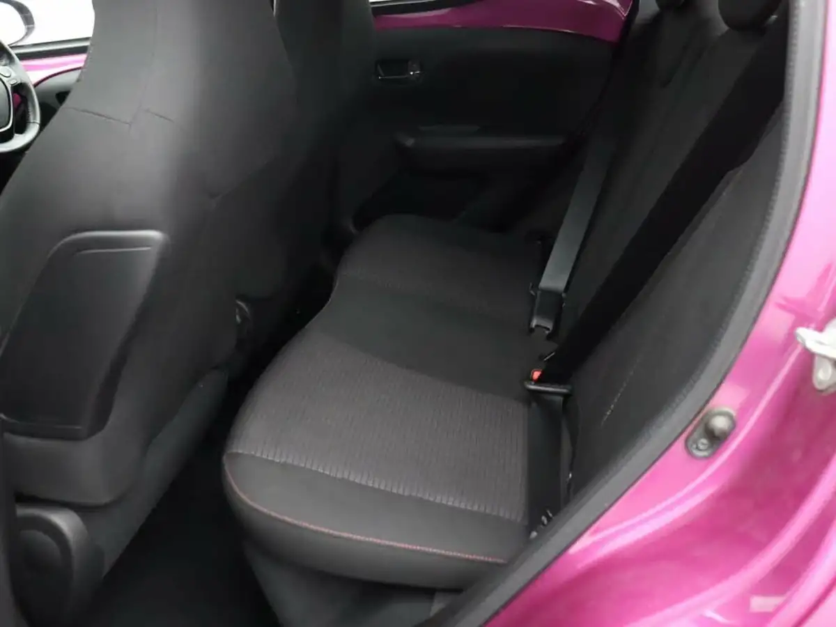 2019-toyota-aygo-10-vvt-i-x-cite-x-shift-big-9