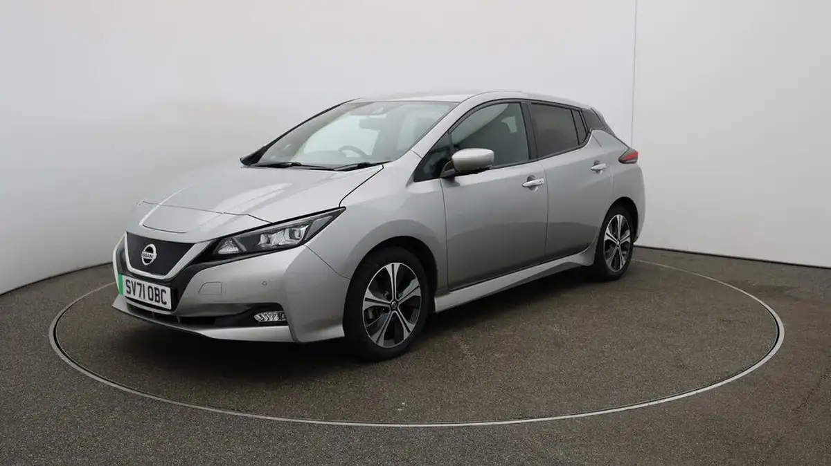 2021-nissan-leaf-e-tekna-big-3